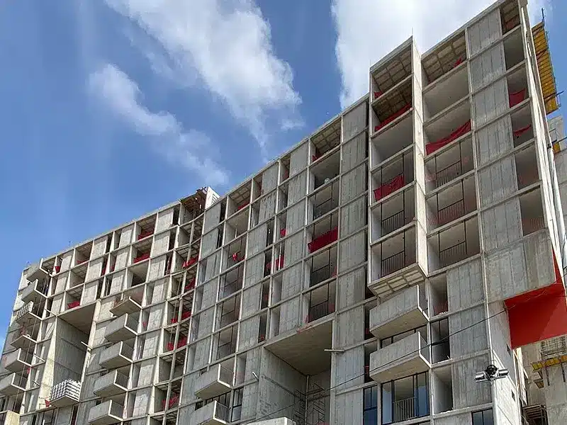 Textura em construção com parede de concreto