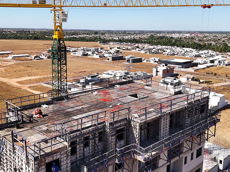 Sistema de segurança para trabalho em altura no Residencial Acqua