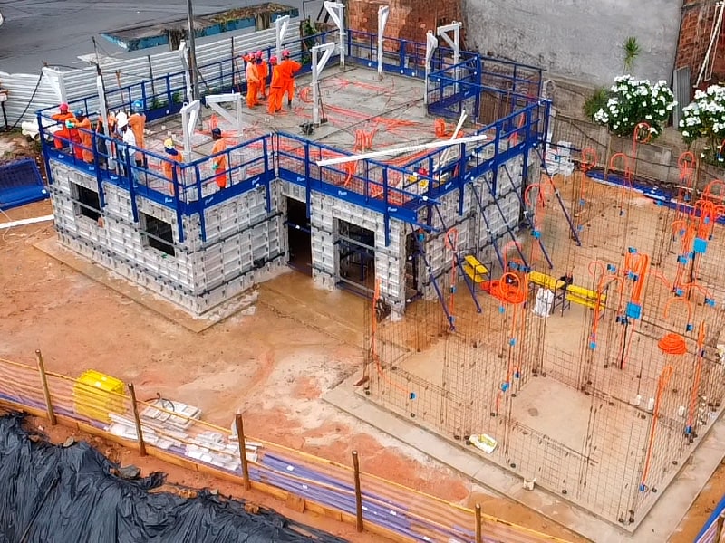 Obras com parede de concreto